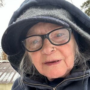 Meet your Posher, Posh